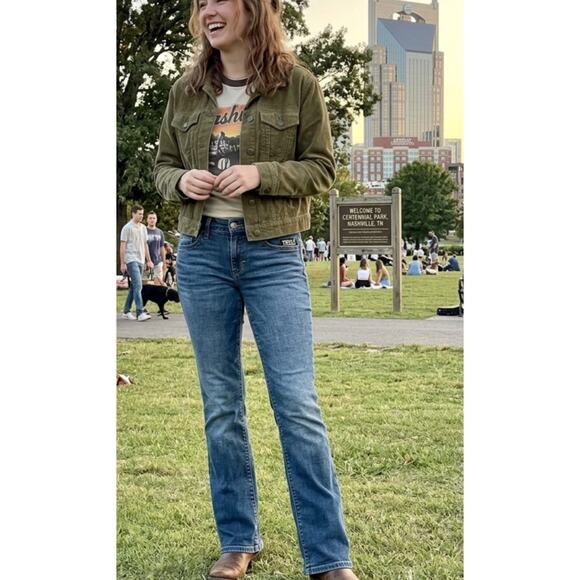 Lucky Brand Denim - Lucky Brand Sweet Mid Rise Bootcut Jeans | Size 8/29 | Y2K